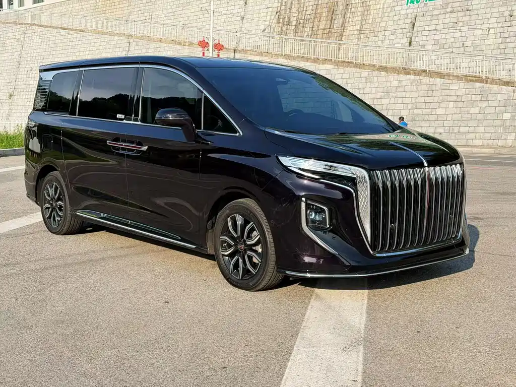 Hongqi HQ9 2.0 T Connected Flagship