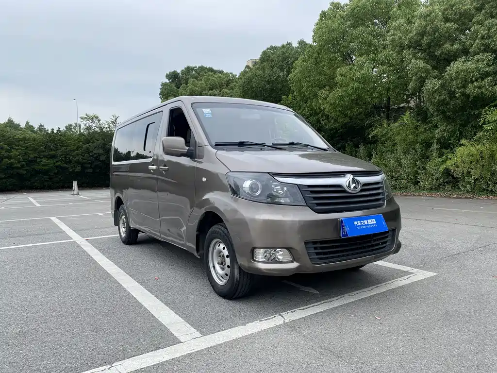 Changan Ruixing M70 长安睿行M70 2019款 1.5 L舒适型6座国VI平顶对开门DAM15 KL