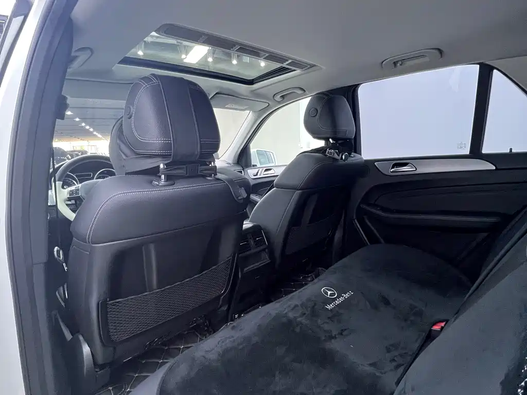 Mercedes-Benz M-Class ML 320 4 MATIC