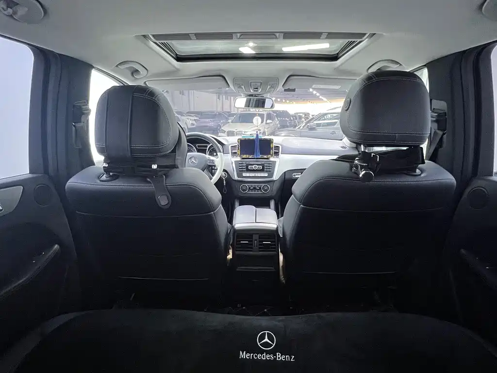 Mercedes-Benz M-Class ML 320 4 MATIC