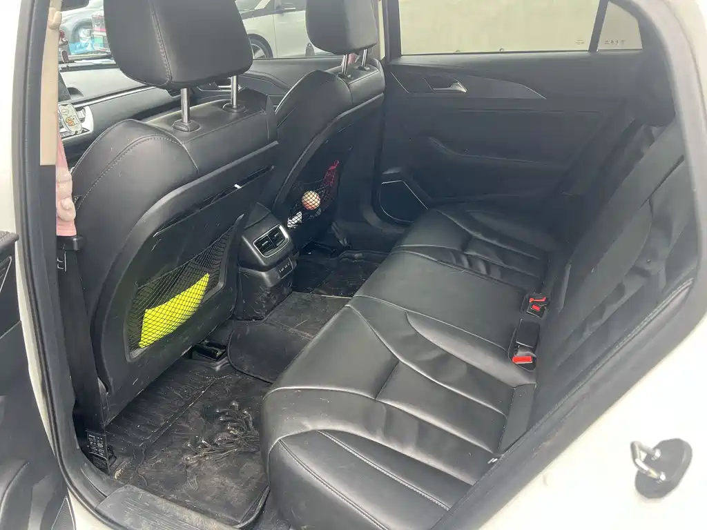 Hongqi H5 Classic 1.5 T DCT Flagship Charm