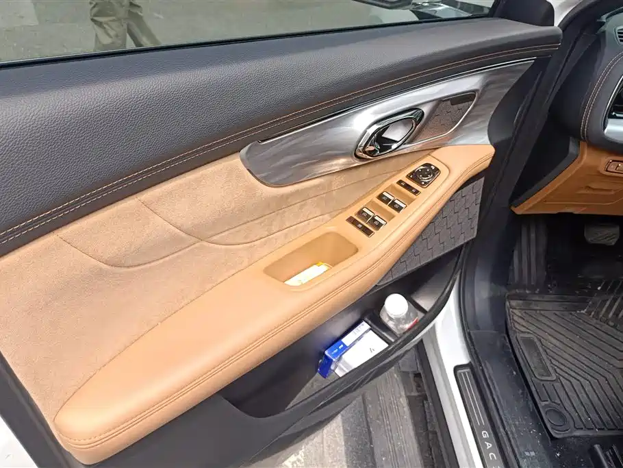 Trumpchi ES9 PHEV 143 km Max