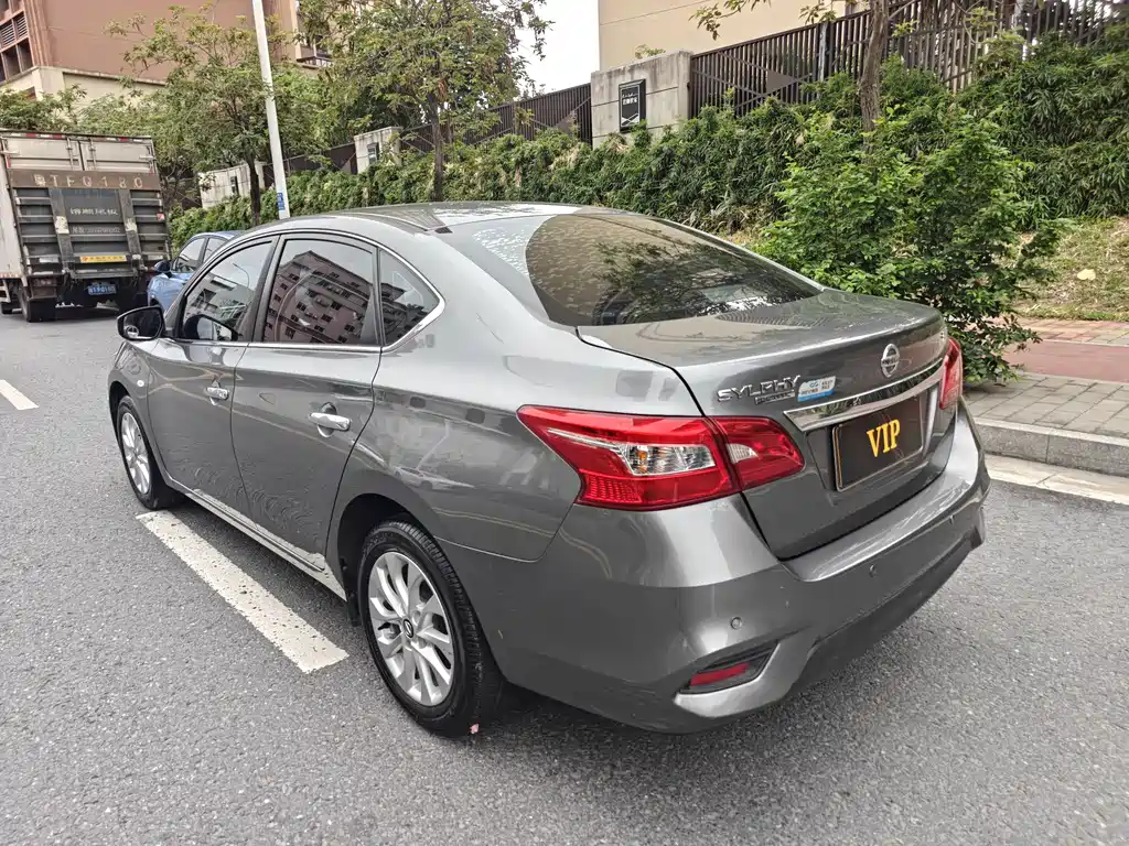 Sylphy Facelift Classic 1.6 XL CVT Luxury