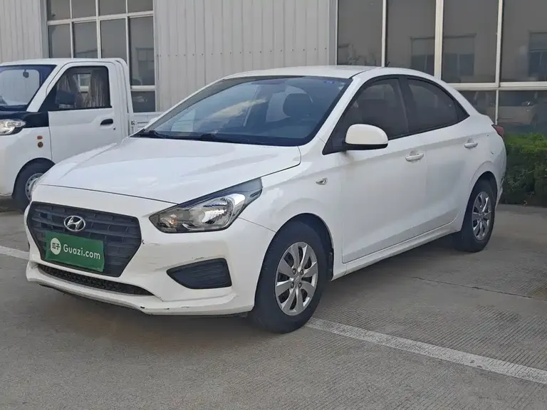 Hyundai Accent 1.4 L Manual GL Refreshed