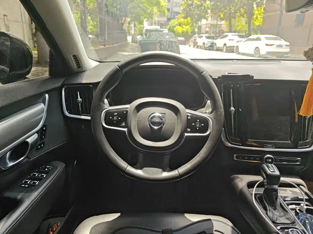 Volvo S90 T4 Smart Ease