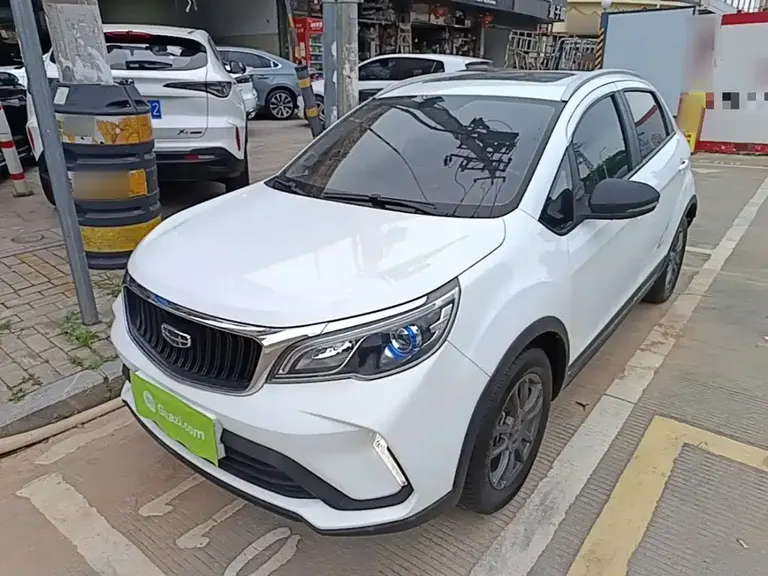 Geely Vision X3 PRO 1.5 L CVT Distinguished