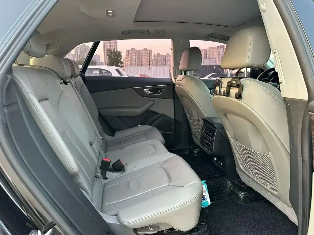 Audi Q8 奥迪Q8 2019款 55 TFSI 尊享动感型