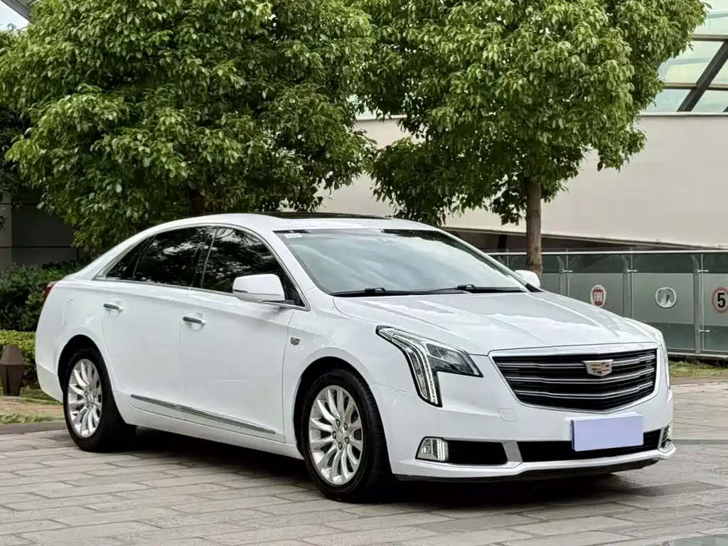 Cadillac XTS 28 T Elite