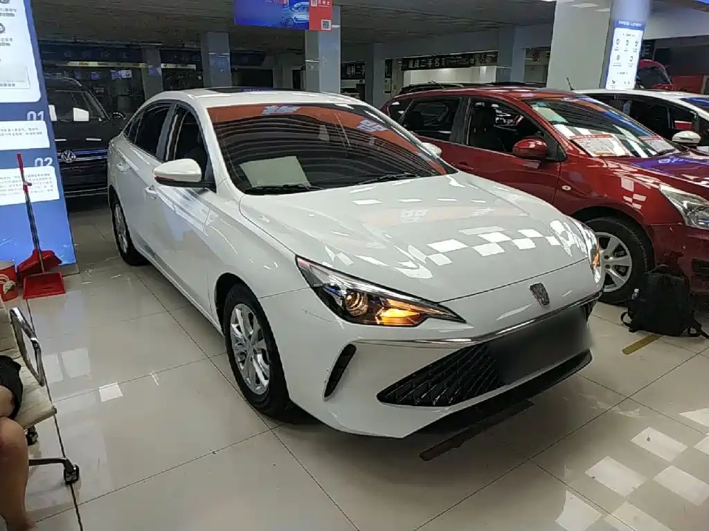 Roewe i5 1.5 L CVT Luxury