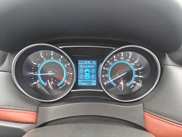 Haval H1 哈弗H1 2016款 改款 蓝标 1.5 L AMT豪华型