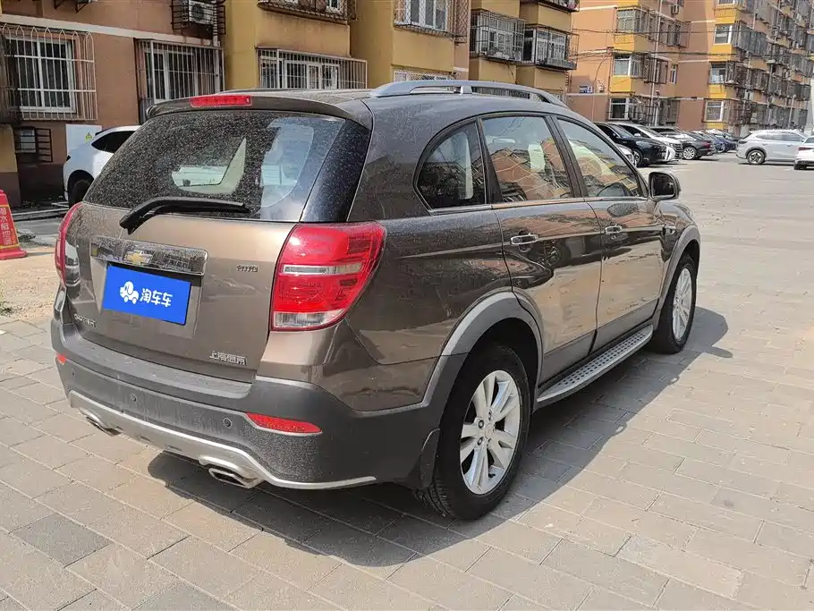 Captiva 2.4 L 4 WD Flagship 7-seat