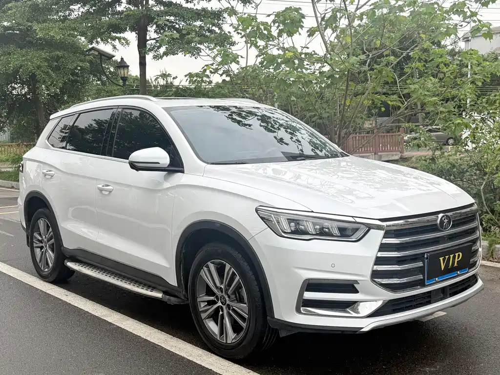 Song Pro 1.5 T Auto Luxury