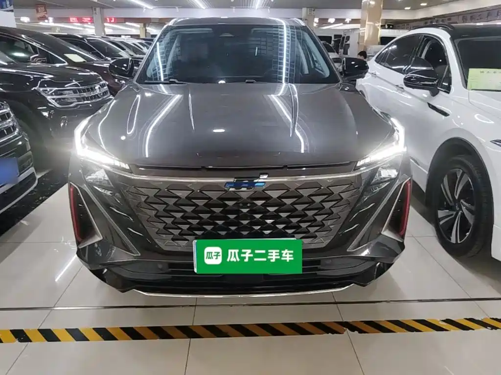 Changan Oshan Z6 Blue Whale 1.5 T DCT Smart Leading