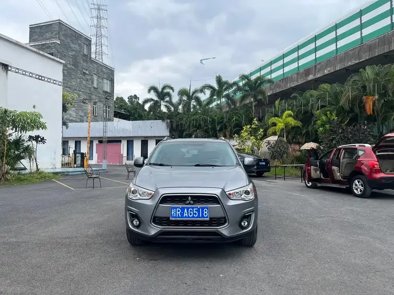 Mitsubishi ASX 2.0 L CVT 2 WD Luxury