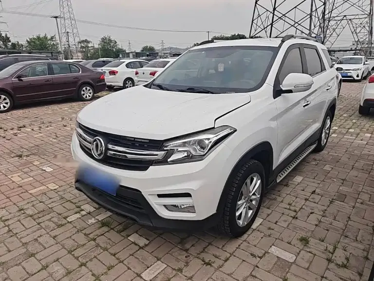 Dongfeng Fengguang S560 风光S560 2018款 1.8 L 手动都市型 7座
