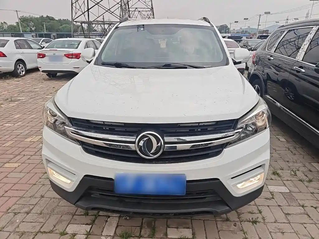 Fengguang S560 风光S560 2018款 1.8 L 手动都市型 7座