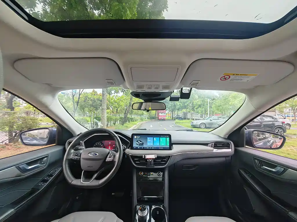 Escape EcoBoost 245 2 WD Leisure Enjoyment