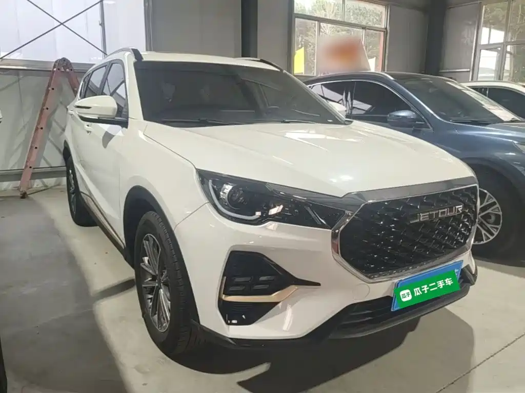 Jetour X70 1.5 T DCT Transcend PRO 5-seat