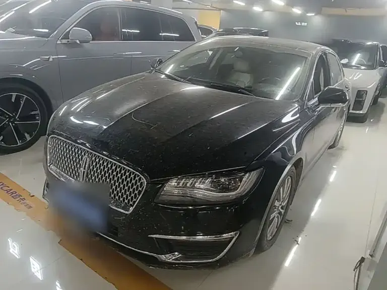 Lincoln MKZ 2.0 T Premium