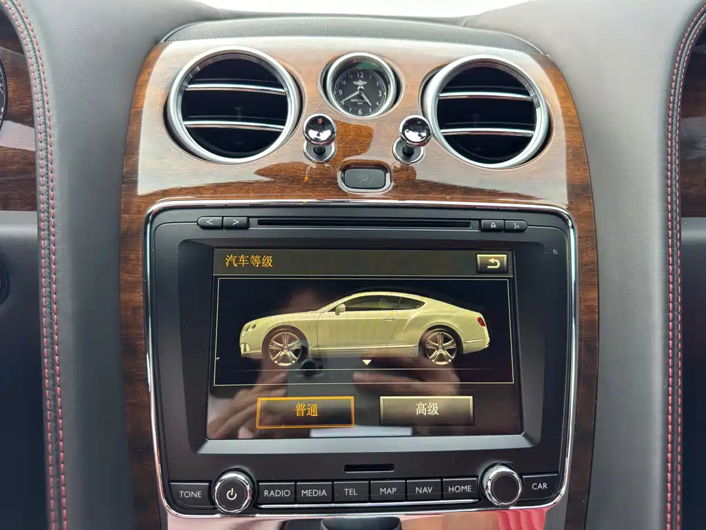 Continental GT 4.0 T GT V8 Standard