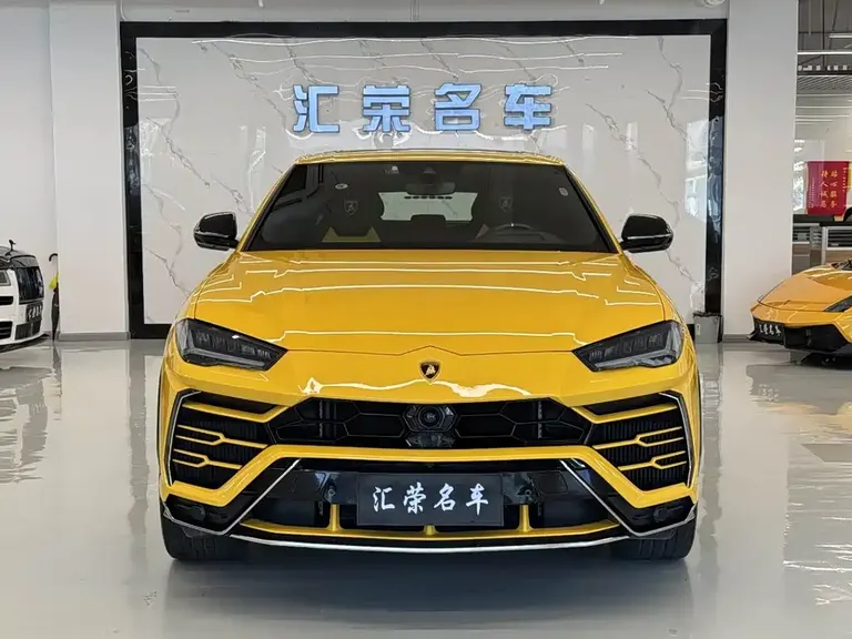 Lamborghini Urus 4.0 T V8 S