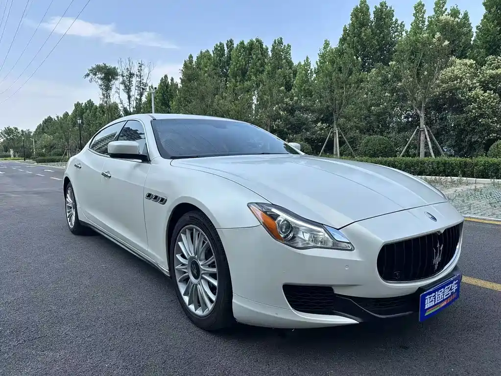 Quattroporte 3.0 T Standard