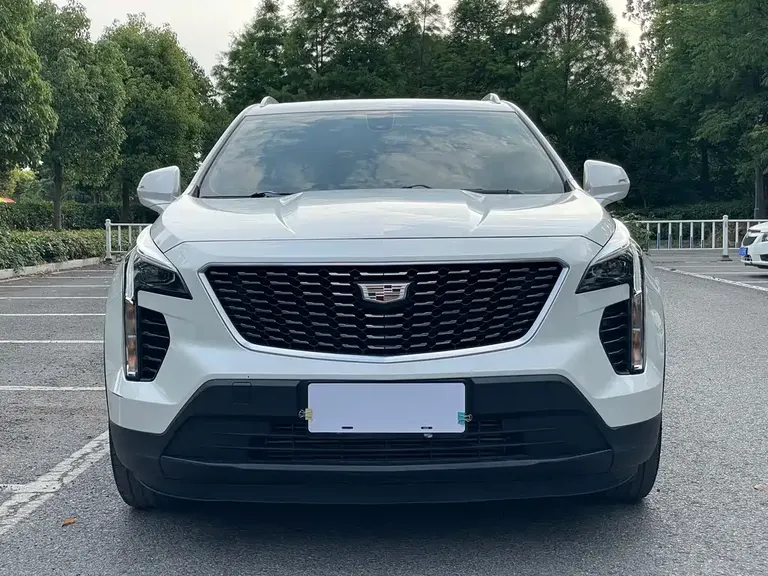 Cadillac XT4 28 T 2 WD Tech