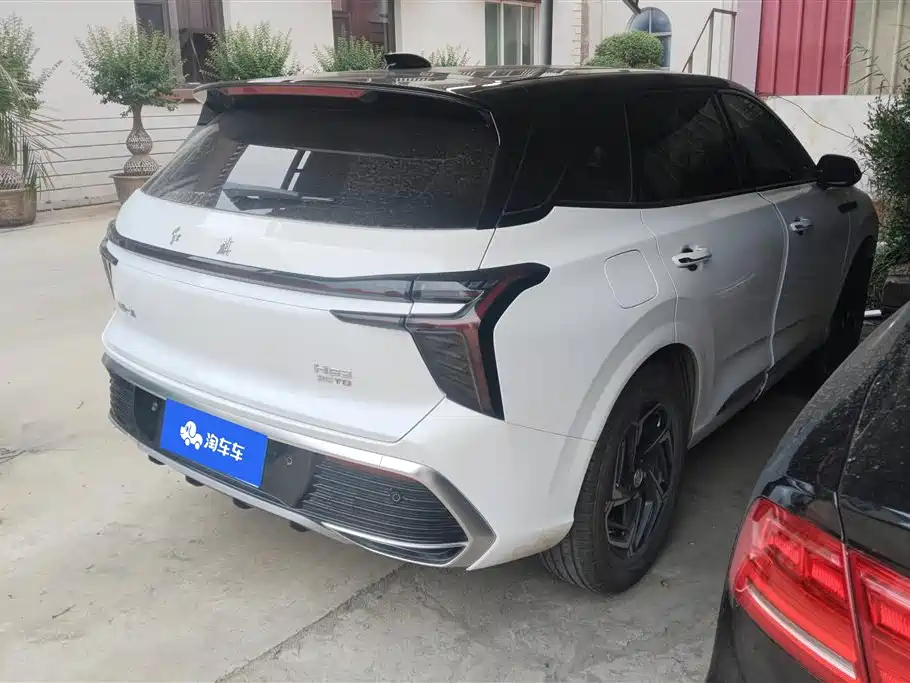 Hongqi HS3 1.5 T Aspire