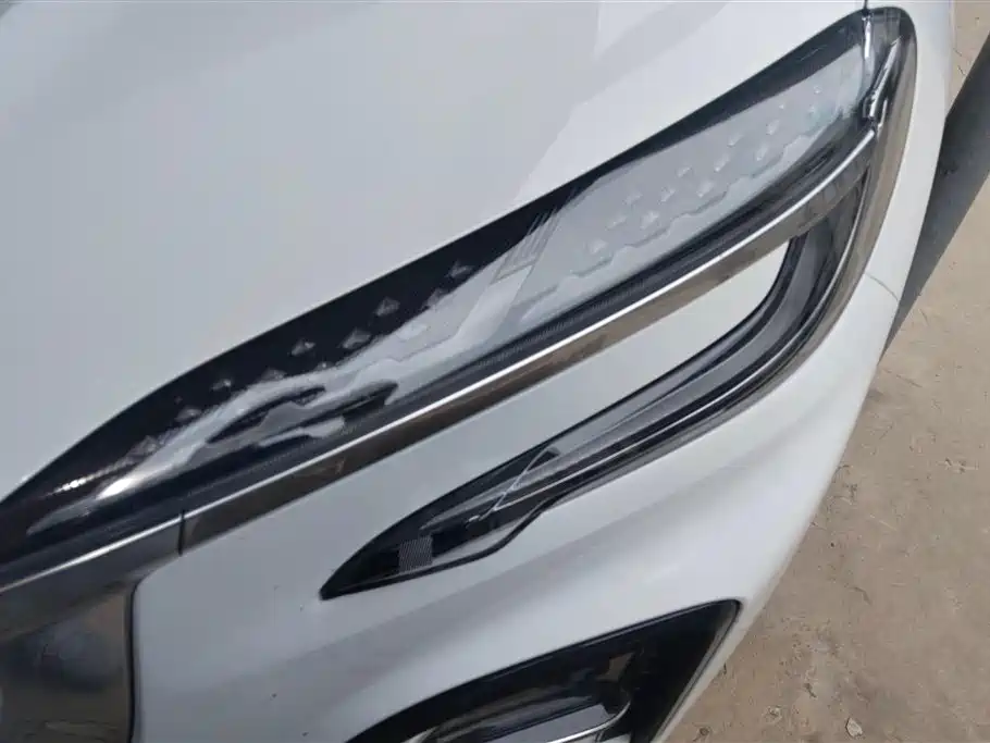 Hongqi HS3 1.5 T Aspire