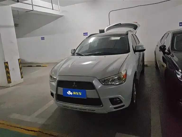 Mitsubishi ASX劲炫(进口) ASX劲炫(进口) 2011款 2.0四驱劲尚版