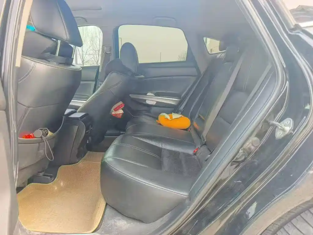 Crosstour 3.5 L Flagship