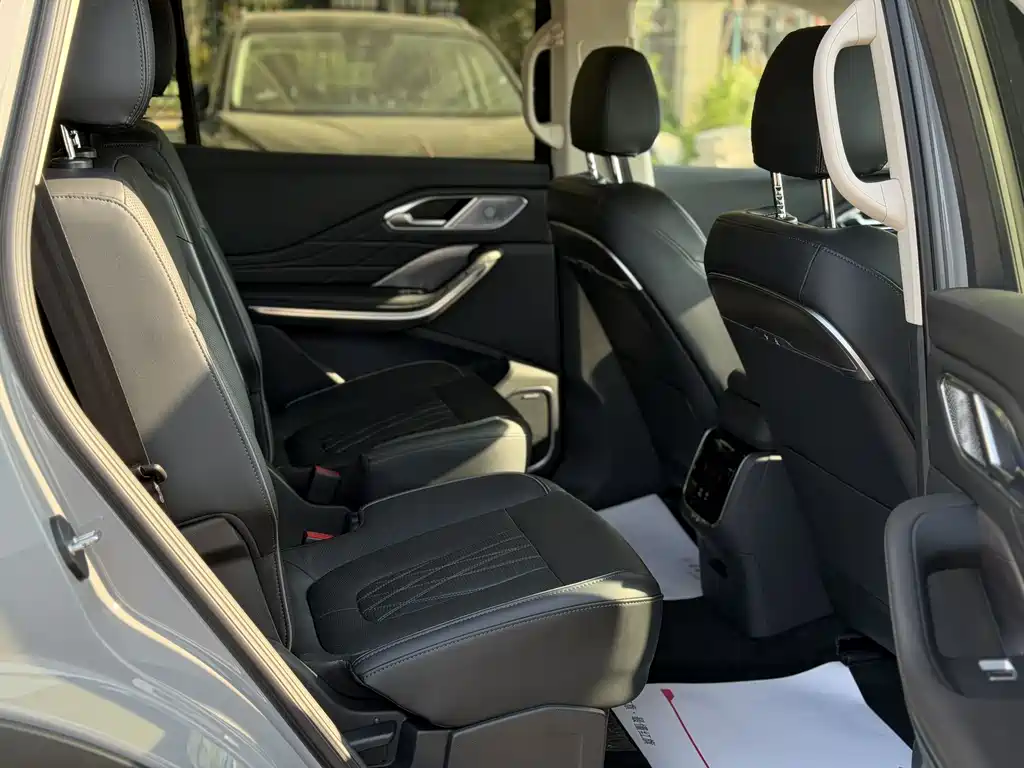 Hongqi HS7 PHEV 红旗HS7 PHEV 2024款 2.0 T PHEV 四驱旗领版 6座