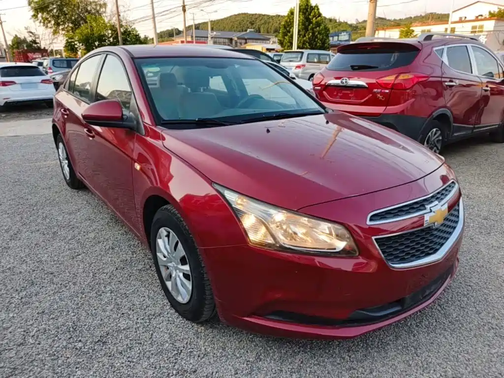 Cruze 1.5 L Classic SL MT