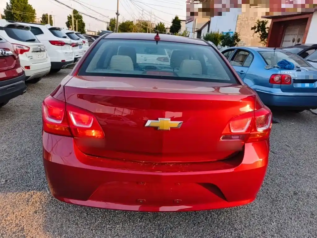 Cruze 1.5 L Classic SL MT
