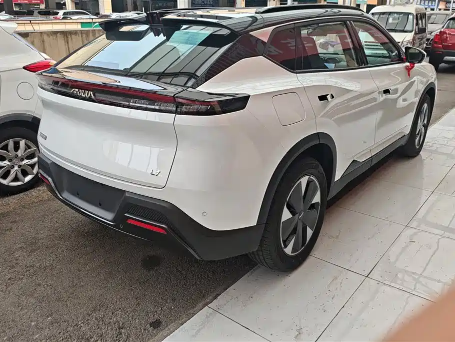 Dongfeng Fengshen L7 205 Ultra Long Range Premium