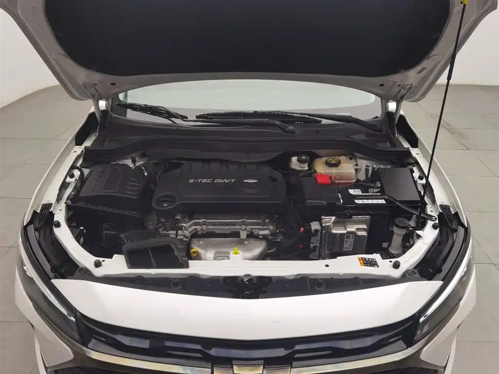 Monza 1.5 L DCT Joy