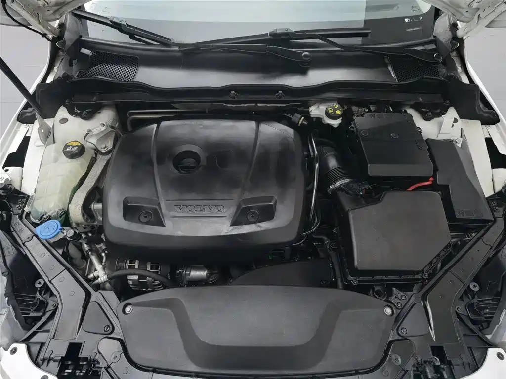 Volvo V40 T3 Smart Ease