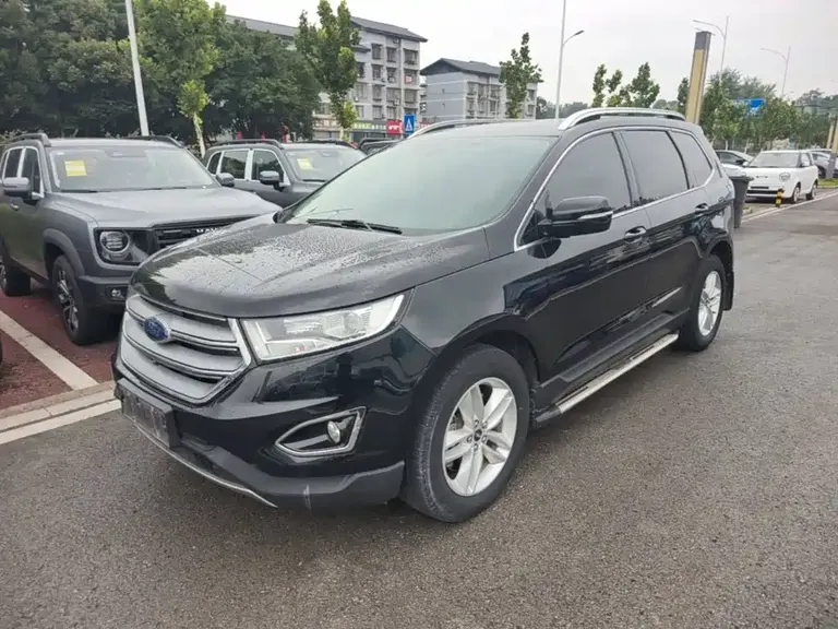 Ford Edge EcoBoost 245 2 WD Platinum Sharp 7-seat