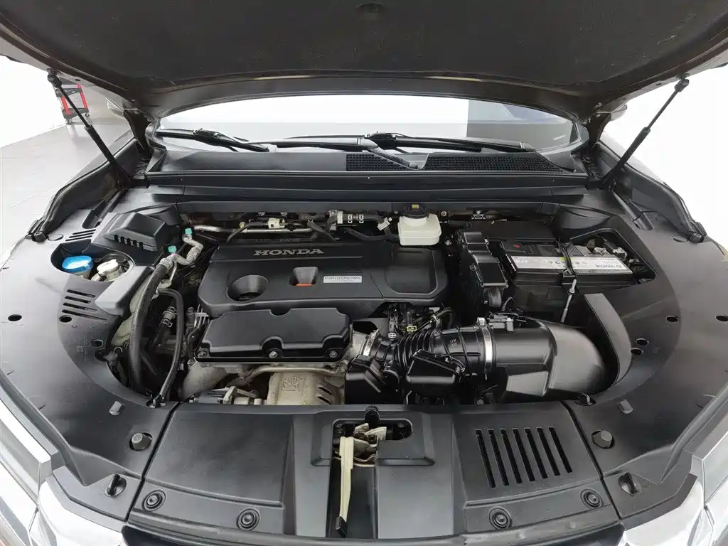 Avancier 370 TURBO 4 WD Premium