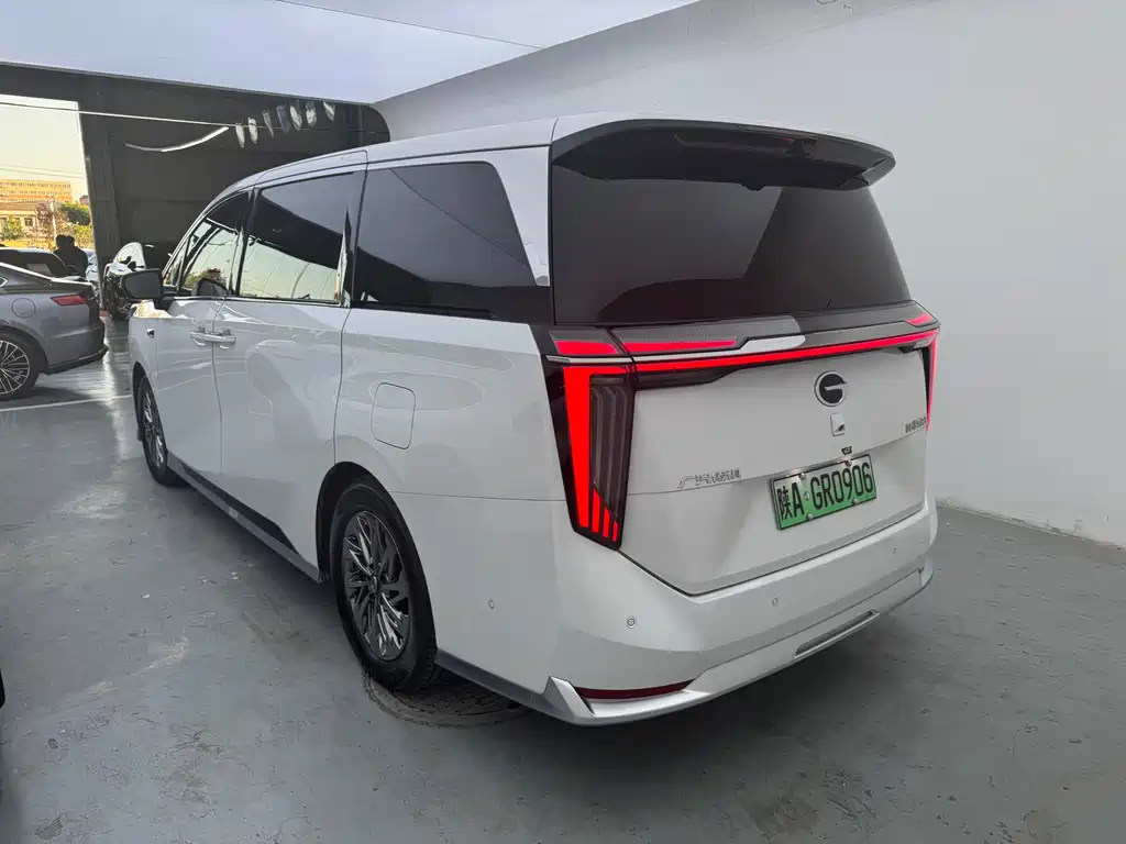 Trumpchi Xiangwang M8 Qiankun Series Ultra First Class