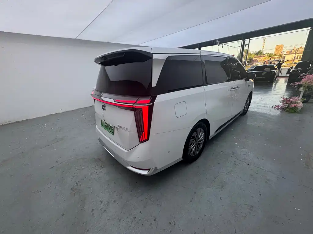 Trumpchi Xiangwang M8 Qiankun Series Ultra First Class
