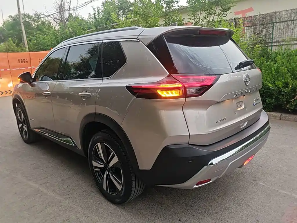 X-Trail e-POWER Super Hybrid Dual Motor 4 WD Supreme