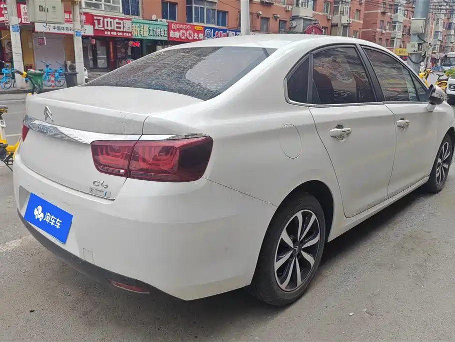 C4 Sega 1.6 L Auto Luxury