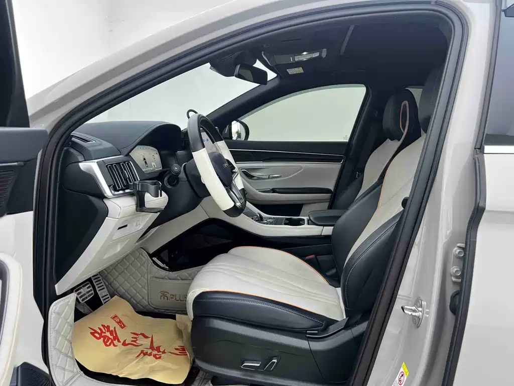 Song PLUS NEV Champion DM-i 150 KM Flagship PLUS