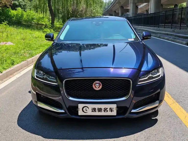 Jaguar XFL XFL 2.0 T 250 PS Premium