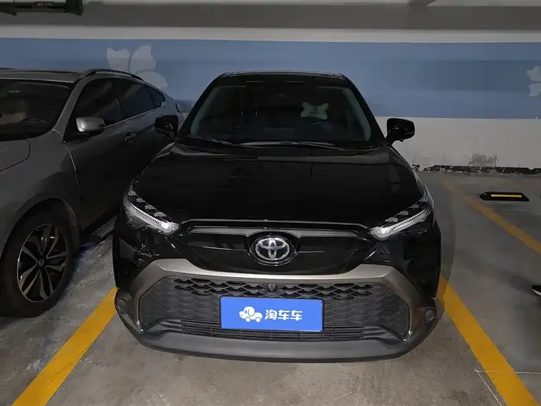 Toyota Frontlander 2.0 L CVT Luxury