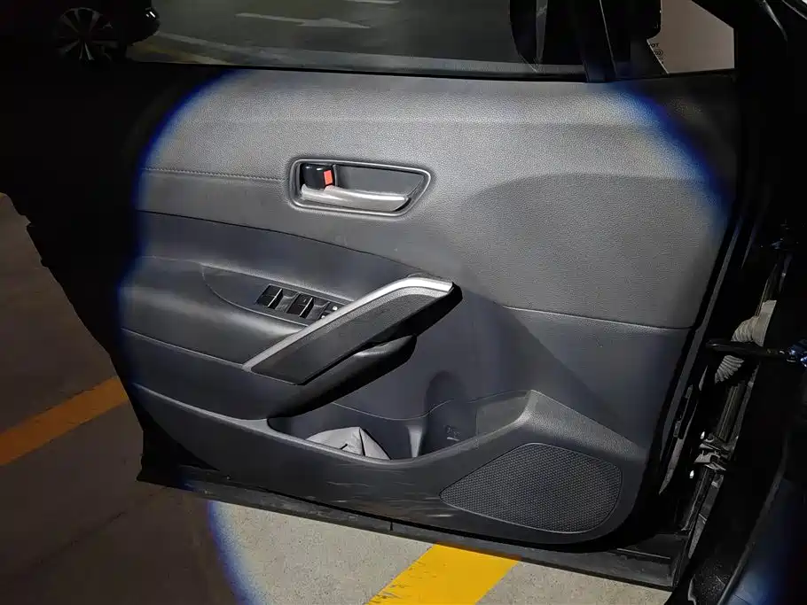 Frontlander 2.0 L CVT Luxury