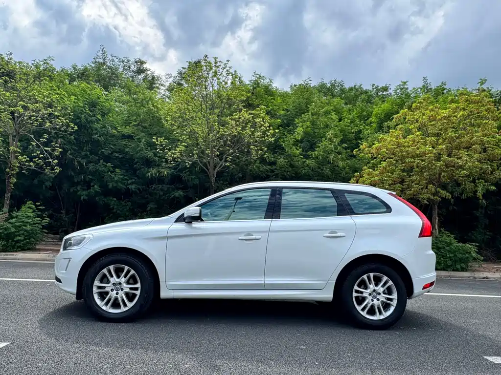 Volvo XC60 T5 Smart Progress
