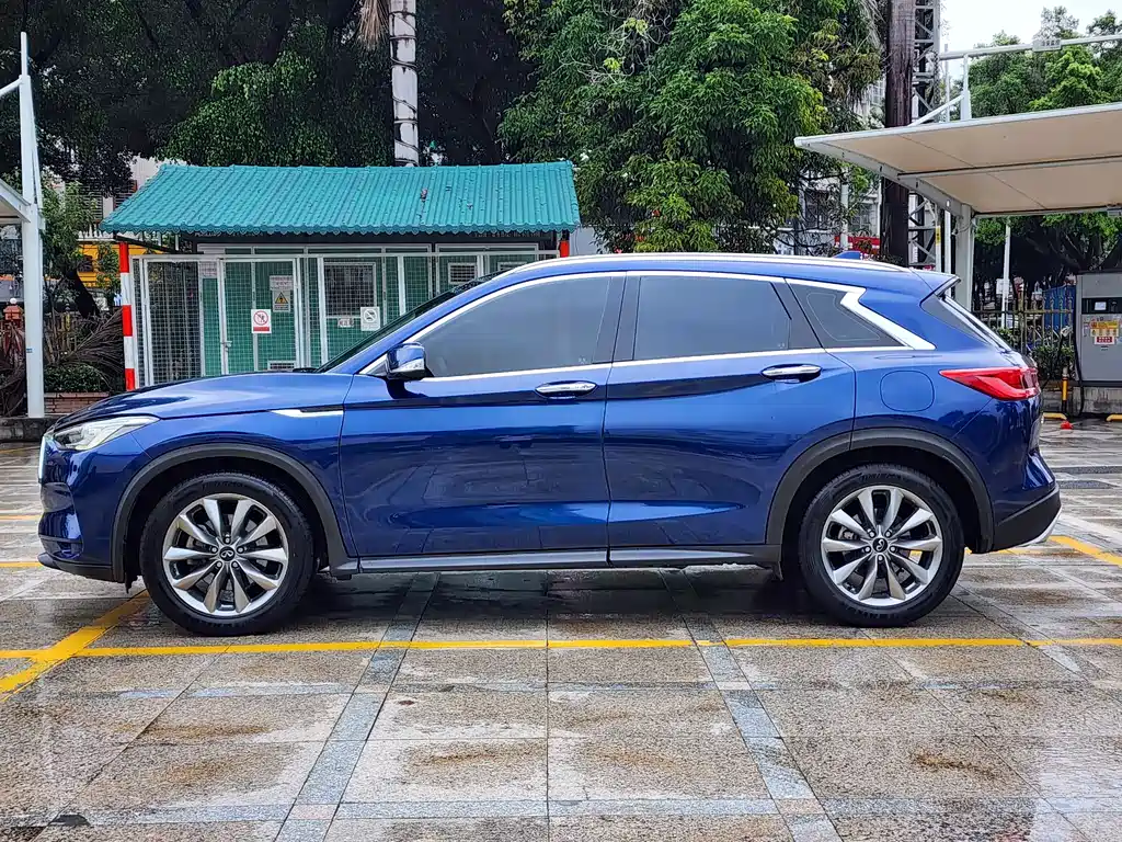 Infiniti QX50 2.0 T 4 WD Elite