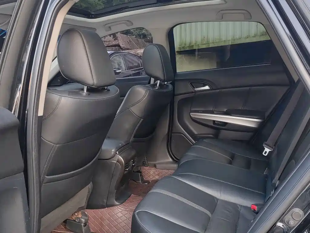 Crosstour 2.4 L Luxury